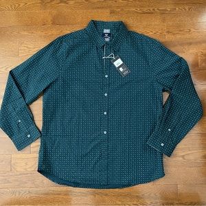 /Level Ten/ Men’s Dress Shirt (2XL)